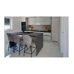 Awesome In With Private Swimming Pool, Be Inside Or Outside
