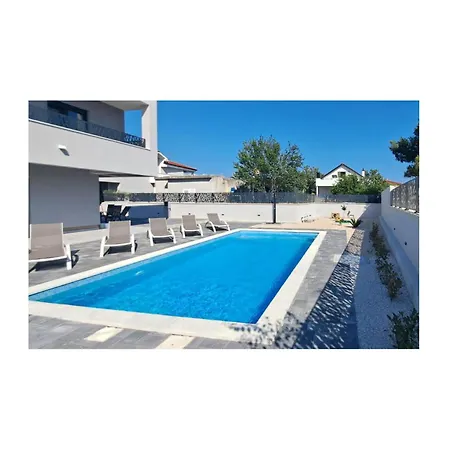 بيت للعطل Stunning In *