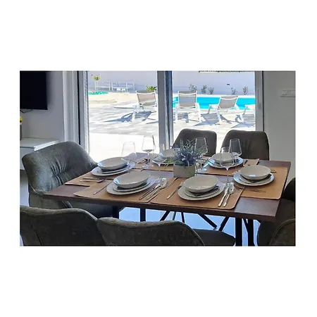 Stunning In بيت للعطل بيروفاتش