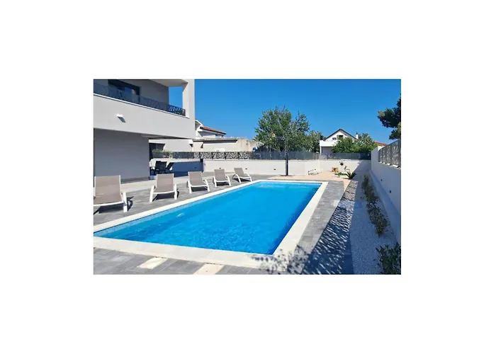 Vakantiehuis Stunning In *