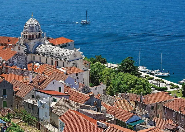 Stunning In * Pirovac